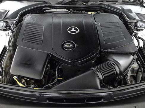 Certified 2025 Mercedes-Benz C 300 4MATIC Sedan image 25