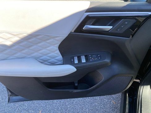 Used 2023 Mitsubishi Outlander SEL image 11