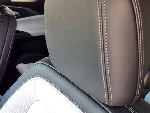 New 2026 Chevrolet Equinox EV LT image 11