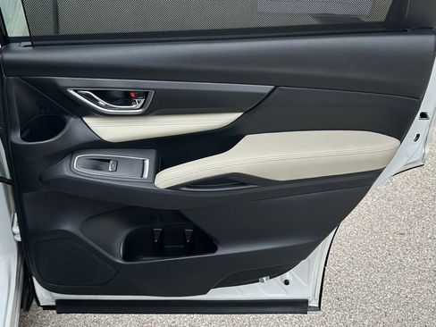 Used 2023 Subaru Ascent Limited image 28