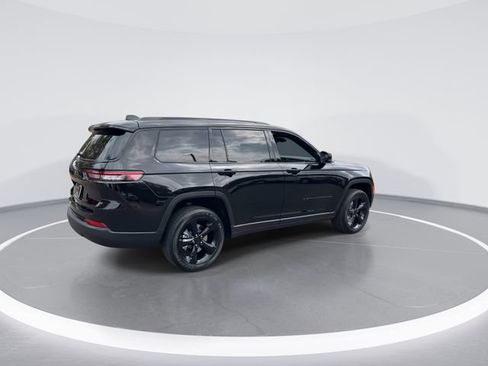 New 2025 Jeep Grand Cherokee L Altitude AWD/4WD image 8
