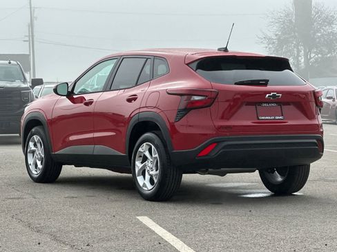 New 2026 Chevrolet Trax LS w/ LS Convenience Package image 3