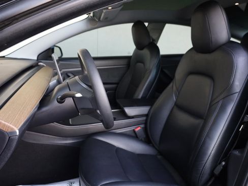 Used 2021 Tesla Model 3 Standard Range Plus RWD image 15