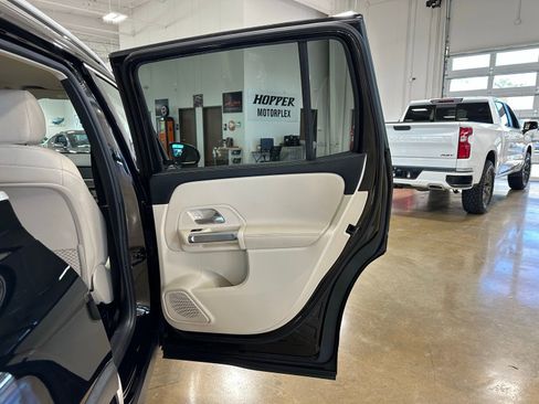 Used 2020 Mercedes-Benz GLB 250 image 36