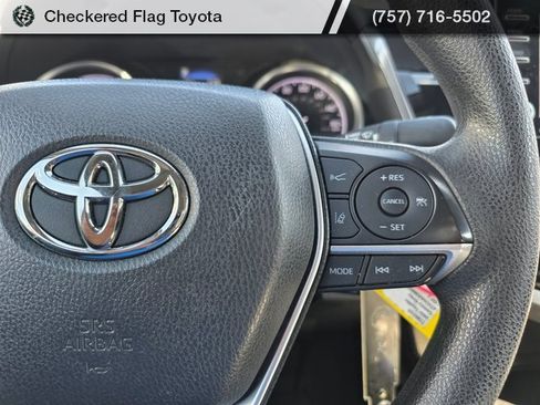 Used 2021 Toyota Camry LE image 14