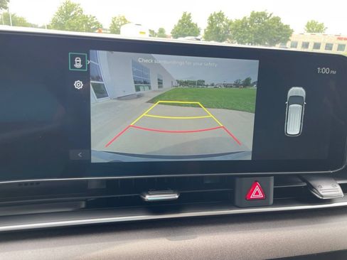 New 2027 Kia Carnival EX FWD image 21