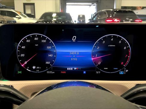 Used 2025 Mercedes-Benz CLA 250 image 24