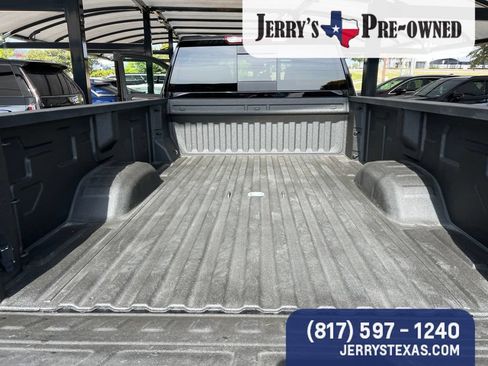 Used 2024 Chevrolet Silverado 3500 LT w/ Convenience Package AWD/4WD image 14