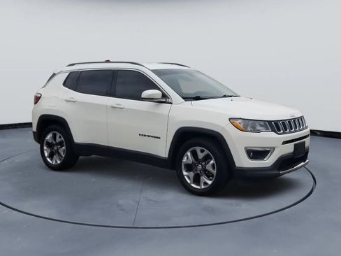 Used 2020 Jeep Compass Limited FWD image 3