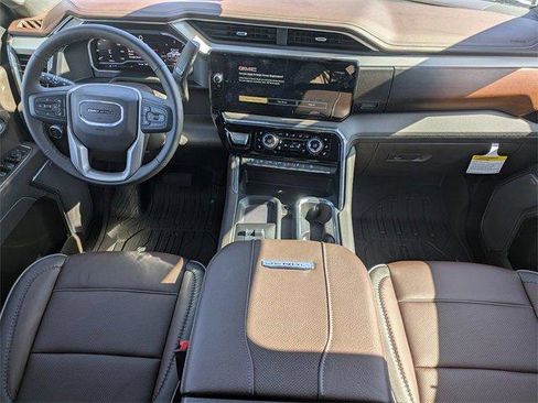 New 2025 GMC Sierra 2500 Denali w/ Denali Reserve Package image 17