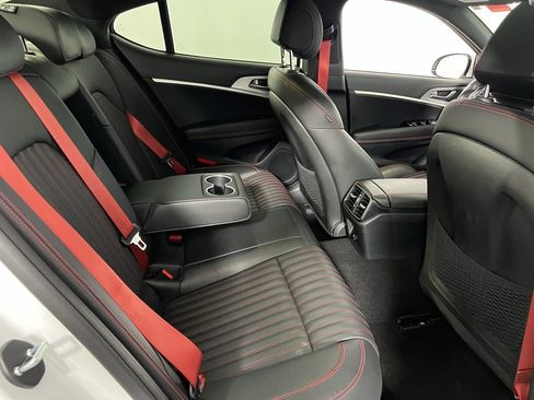 Used 2023 Genesis G70 2.0T w/ Sport Prestige Package image 31