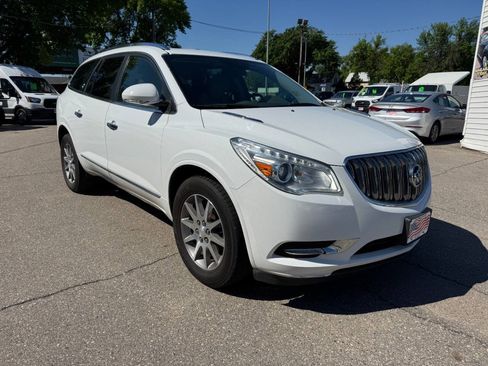 Used 2017 Buick Enclave Leather AWD/4WD image 4