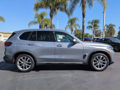 Certified 2024 BMW X5 sDrive40i w/ Premium Package RWD image 11