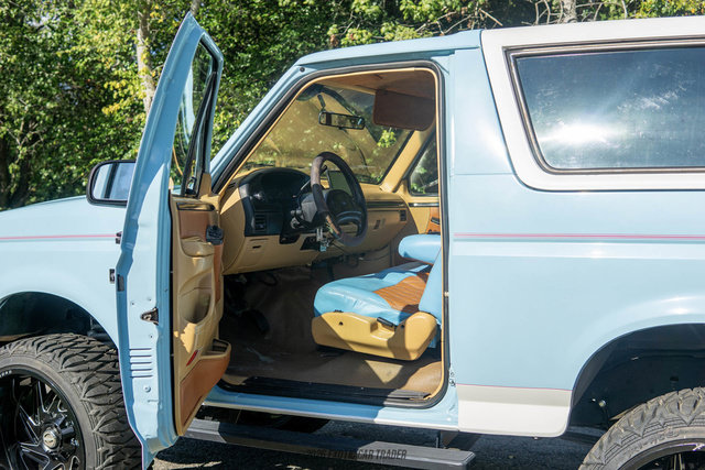 Used 1993 Ford Bronco Eddie Bauer AWD/4WD image 58