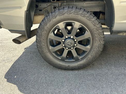 Used 2021 RAM 2500 Big Horn w/ Night Edition image 17