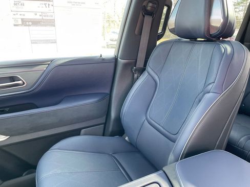New 2026 INFINITI QX80 4WD w/ Sport Exterior Package image 11