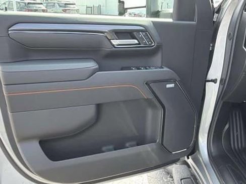 New 2026 GMC Sierra 2500 AT4 w/ Max Trailering Package AWD/4WD image 9