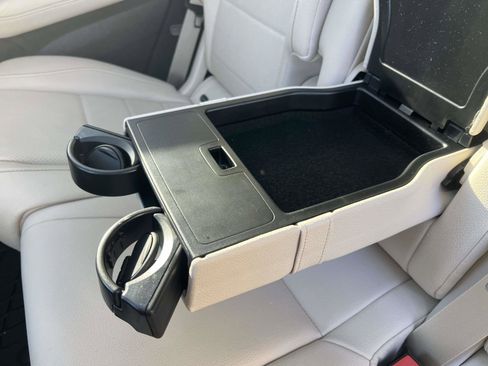 Certified 2022 Mercedes-Benz GLS 450 4MATIC image 36