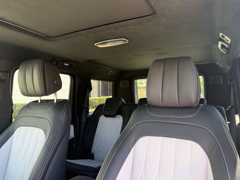 New 2026 Mercedes-Benz G 550 image 17