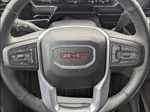 Used 2025 GMC Sierra 2500 SLT AWD/4WD image 23