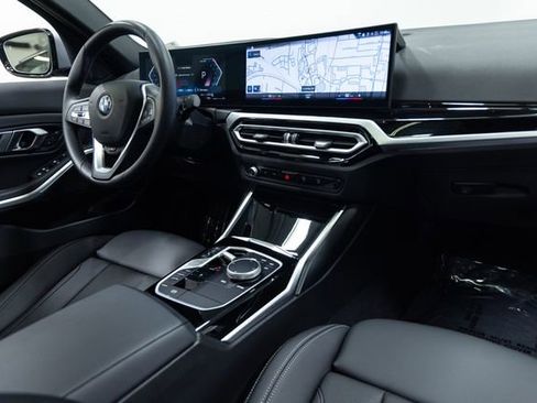 Certified 2023 BMW 330i xDrive Sedan w/ Premium Package AWD/4WD image 26