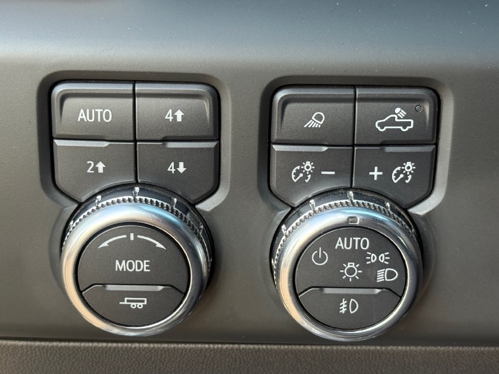 Used 2024 GMC Sierra 1500 AT4X AWD/4WD image 42