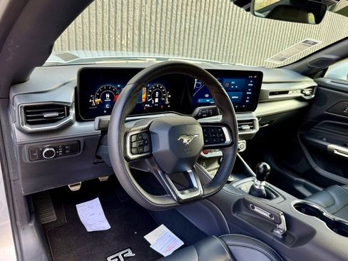 New 2025 Ford Mustang GT Premium w/ GT Performance Package image 9