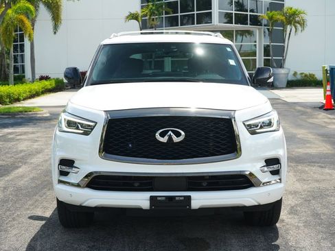 Used 2024 INFINITI QX80 Sensory AWD/4WD image 2