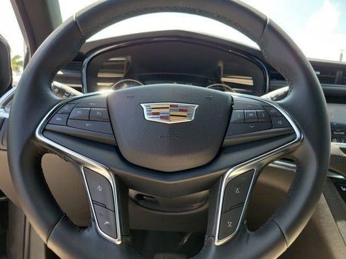 Certified 2023 Cadillac XT5 Luxury FWD image 21