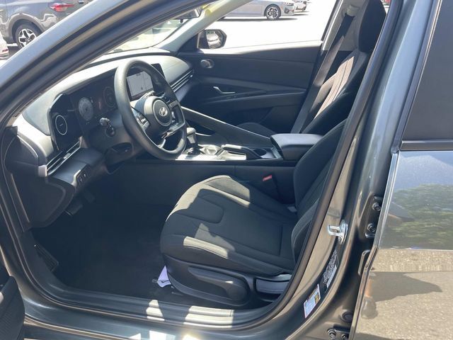 Used 2024 Hyundai Elantra SEL FWD image 18