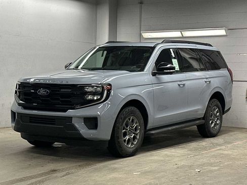New 2026 Ford Expedition Active AWD/4WD image 1