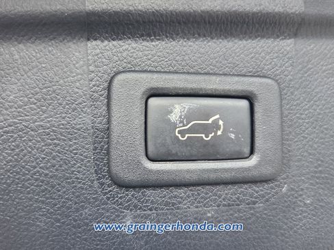 Used 2016 Subaru Outback 2.5i Limited image 14