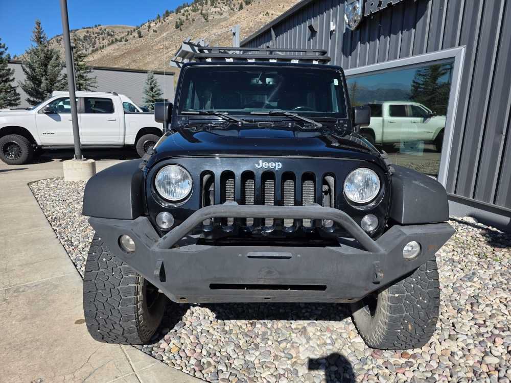 Used 2016 Jeep Wrangler Unlimited Rubicon AWD/4WD image 8