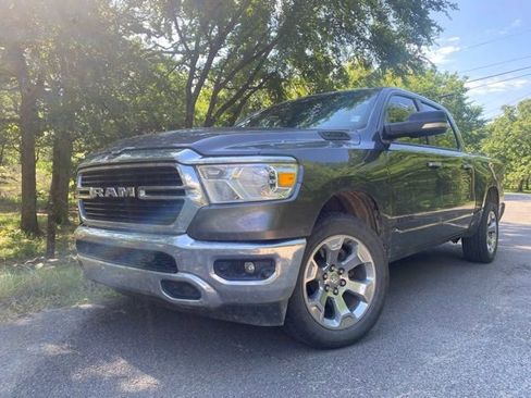 Used 2019 RAM 1500 Big Horn AWD/4WD image 3