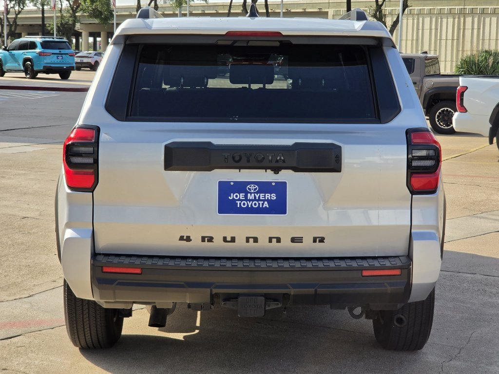 Used 2025 Toyota 4Runner 4WD image 8