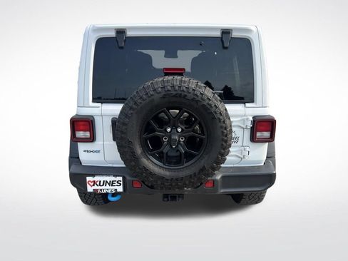 Used 2024 Jeep Wrangler Unlimited AWD/4WD image 7