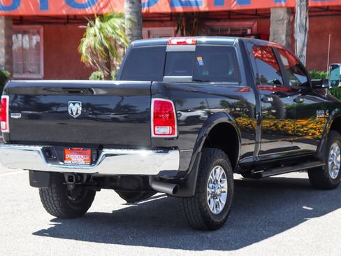 Used 2017 RAM 2500 Laramie w/ Convenience Group AWD/4WD image 9