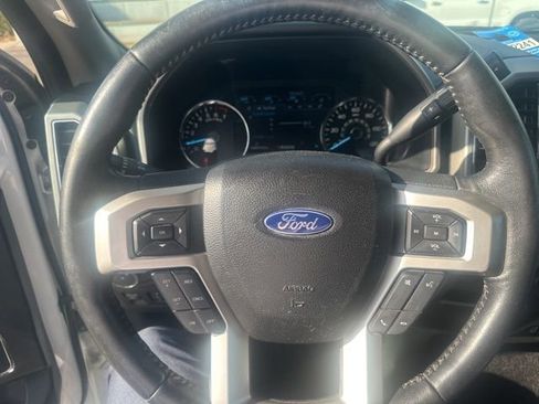 Used 2018 Ford F150 Lariat AWD/4WD image 23