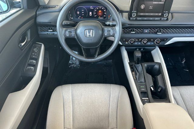 Certified 2025 Honda Accord SE image 16