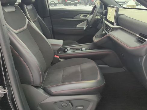 Used 2025 Ford Explorer ST image 28