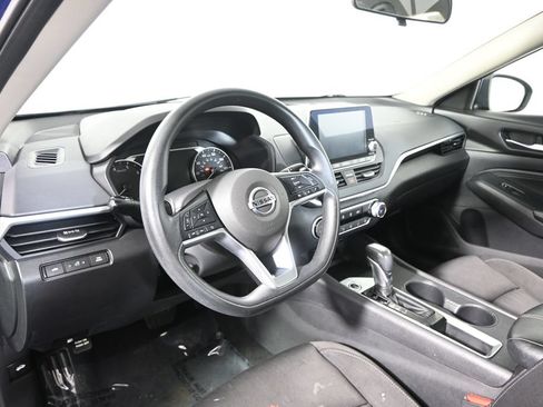 Used 2019 Nissan Altima 2.5 S FWD image 22