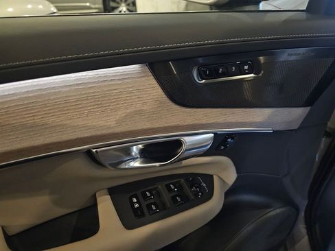 Certified 2026 Volvo XC90 B6 Plus w/ Protection Package Premier AWD/4WD image 19