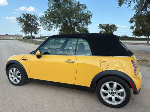 Used 2008 MINI Cooper Convertible FWD image 14