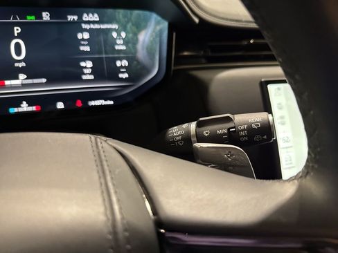 Used 2024 Land Rover Range Rover Sport Dynamic SE image 20