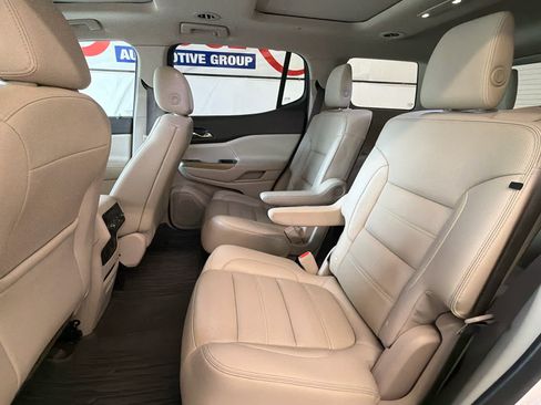 Used 2019 GMC Acadia Denali w/ Technology Package FWD image 19