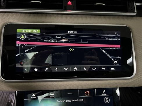 Used 2020 Land Rover Range Rover Velar R-Dynamic S image 14
