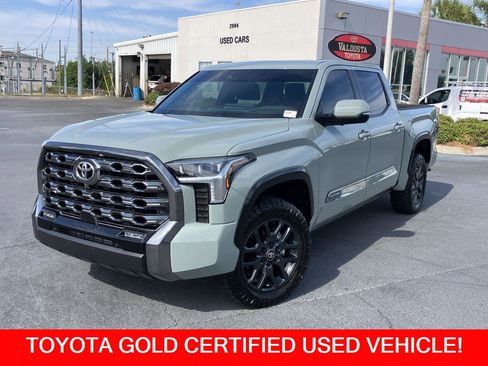 Used 2025 Toyota Tundra Platinum image 1
