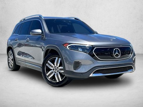 Certified 2023 Mercedes-Benz EQB 300 4MATIC image 12
