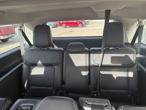 Certified 2025 Ford Expedition Max Platinum AWD/4WD image 12