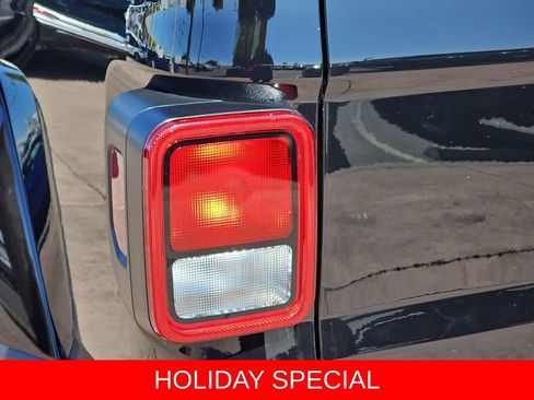 New 2025 Jeep Gladiator Willys image 38